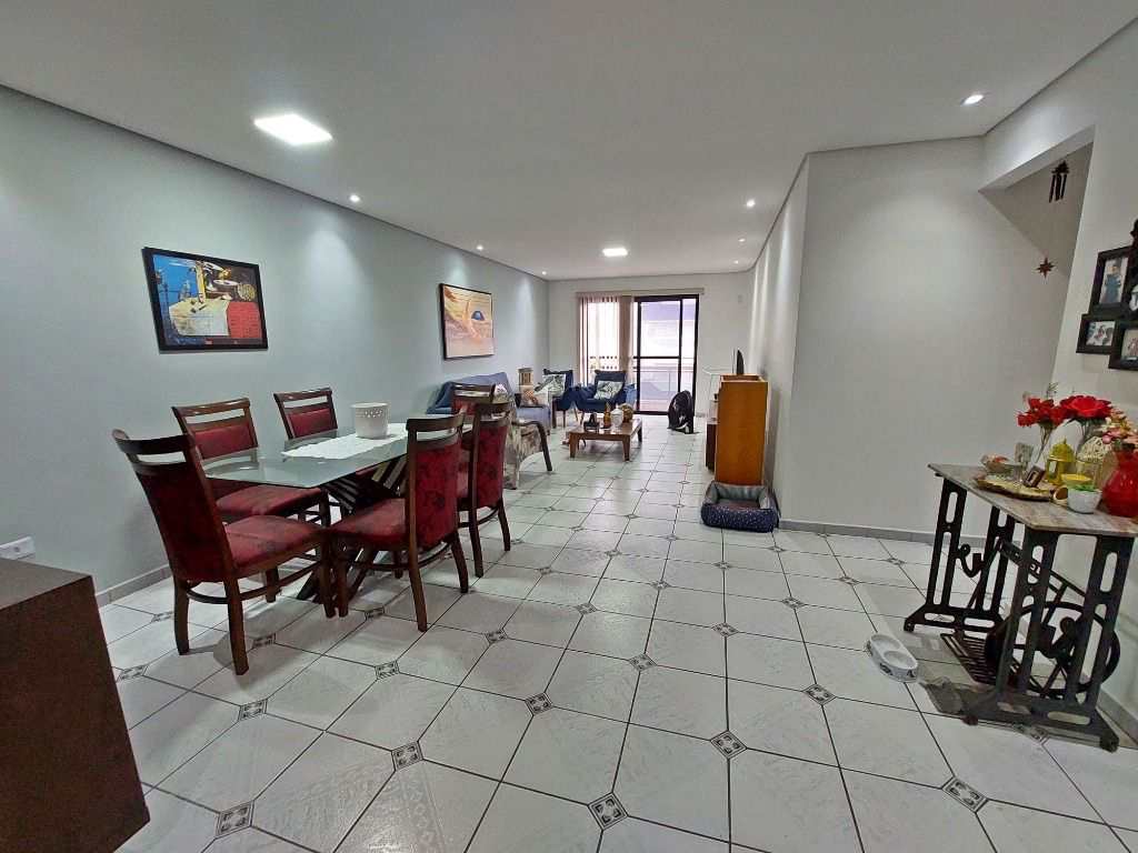 Apartamento em Praia Grande, no bairro Canto do Forte