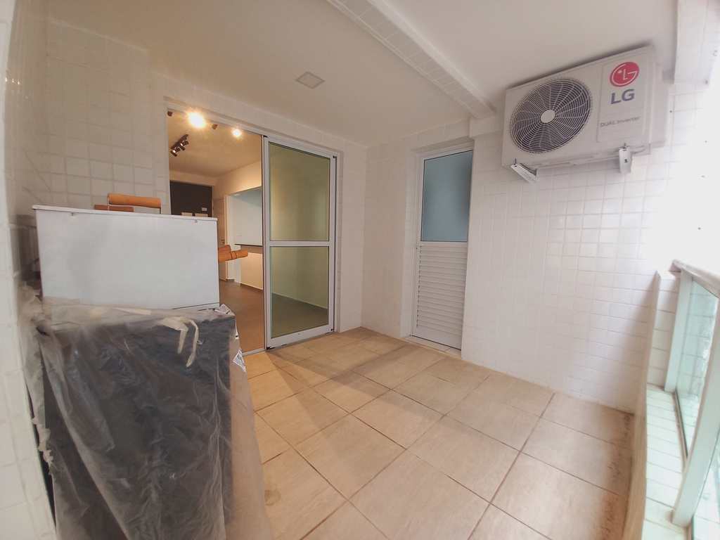 Apartamento em Praia Grande, no bairro Ocian