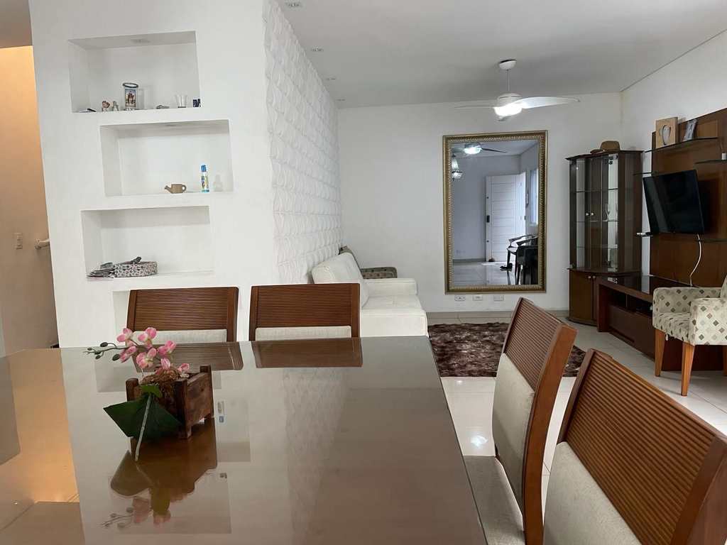 Sobrado em Praia Grande, no bairro Tupi