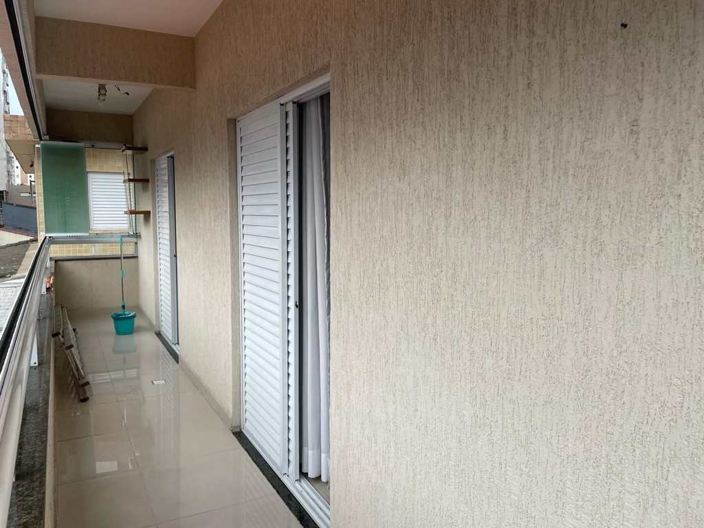 Sobrado em Praia Grande, no bairro Tupi