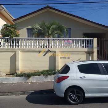 Casa em Colombo, bairro Rio Verde