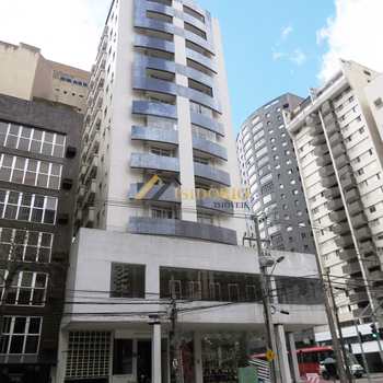Apartamento em Curitiba, bairro Batel