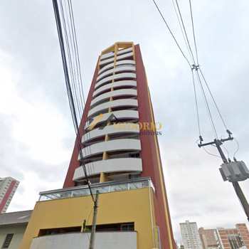 Apartamento em Curitiba, bairro Centro