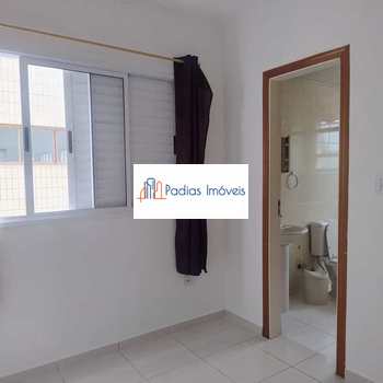 Apartamento em Mongaguá, bairro Centro