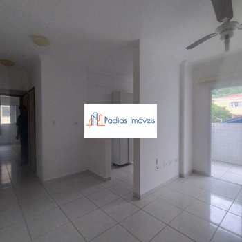 Apartamento em Mongaguá, bairro Centro