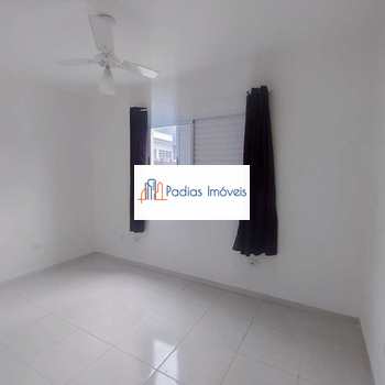 Apartamento em Mongaguá, bairro Centro