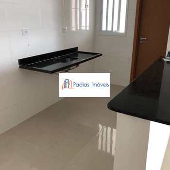 Apartamento em Mongaguá, bairro Aguapeú