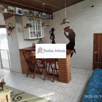 Casa em Mongaguá, bairro Vera Cruz
