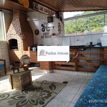 Casa em Mongaguá, bairro Vera Cruz