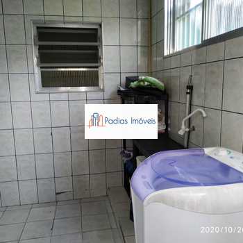 Casa em Mongaguá, bairro Vera Cruz