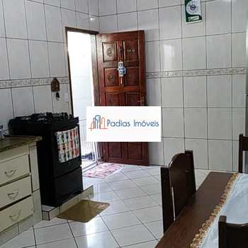 Casa em Mongaguá, bairro Vera Cruz