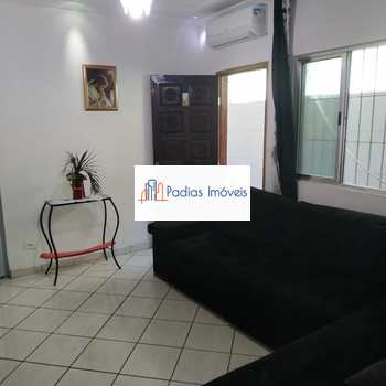 Casa em Mongaguá, bairro Vera Cruz