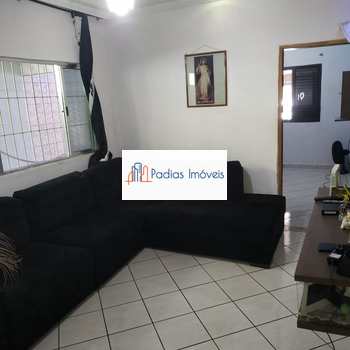 Casa em Mongaguá, bairro Vera Cruz