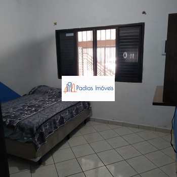 Casa em Mongaguá, bairro Vera Cruz