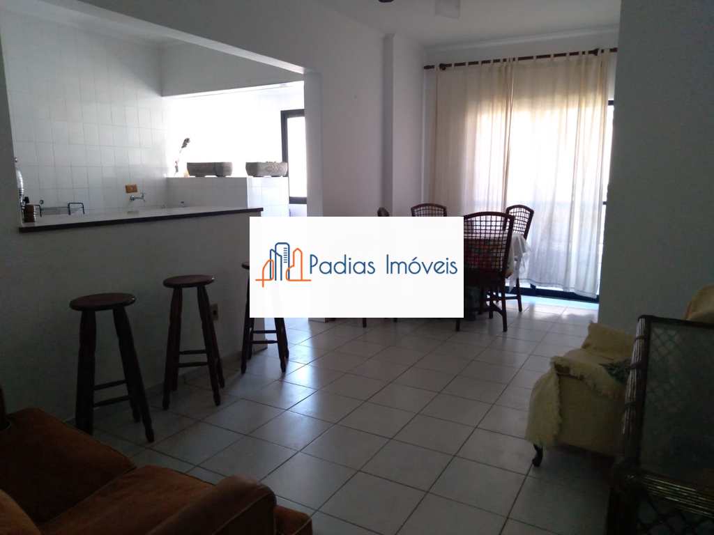 Apartamento em Mongaguá, no bairro Centro