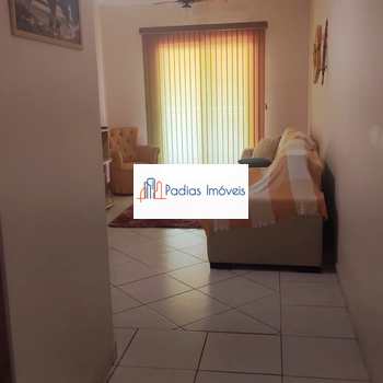 Apartamento em Mongaguá, bairro Centro