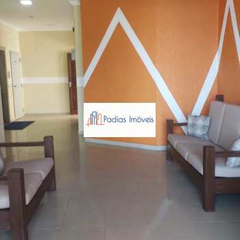 Apartamento em Mongaguá, bairro Centro