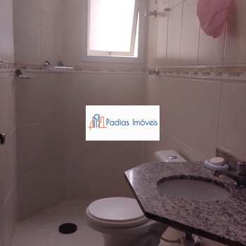 Apartamento em Mongaguá, bairro Centro