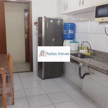 Apartamento em Mongaguá, bairro Centro