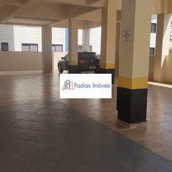 Apartamento em Mongaguá, bairro Centro