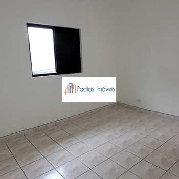 Apartamento em Mongaguá, bairro Centro