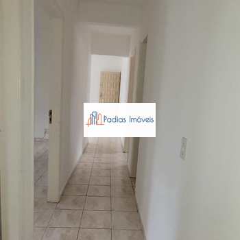 Apartamento em Mongaguá, bairro Centro