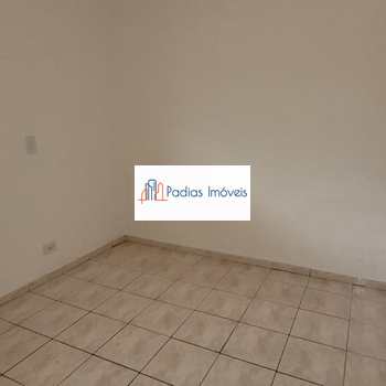 Apartamento em Mongaguá, bairro Centro