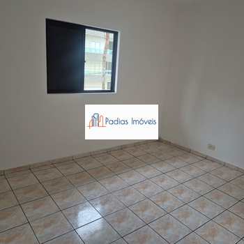 Apartamento em Mongaguá, bairro Centro