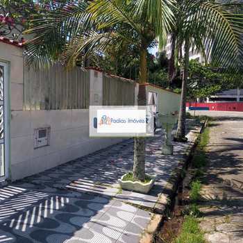 Casa em Mongaguá, bairro Bairro Jardim Praia Grande