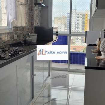 Apartamento em Mongaguá, bairro Centro