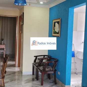 Apartamento em Mongaguá, bairro Centro