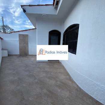 Casa em Mongaguá, bairro Vera Cruz