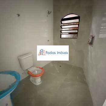 Casa em Mongaguá, bairro Vera Cruz