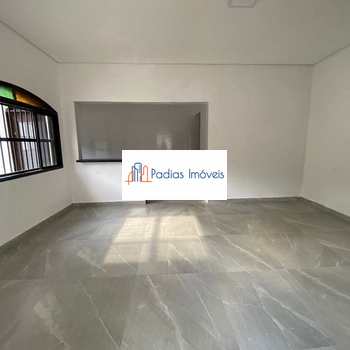 Casa em Mongaguá, bairro Vera Cruz