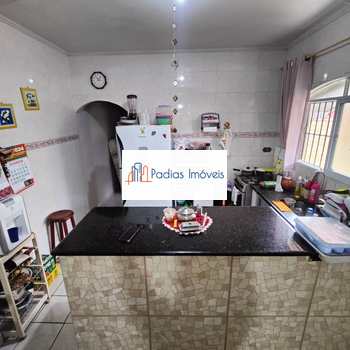Casa em Mongaguá, bairro Itaóca
