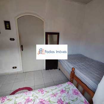 Casa em Mongaguá, bairro Itaóca