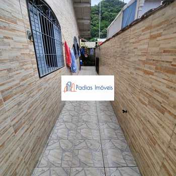 Casa em Mongaguá, bairro Itaóca