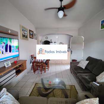 Casa em Mongaguá, bairro Itaóca