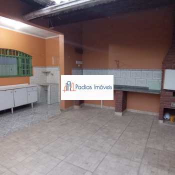 Casa em Mongaguá, bairro Jussara