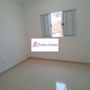 Casa em Mongaguá, bairro Vera Cruz
