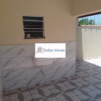 Casa em Mongaguá, bairro Vera Cruz