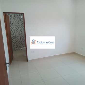 Casa em Mongaguá, bairro Vera Cruz