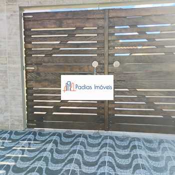 Casa em Mongaguá, bairro Vera Cruz