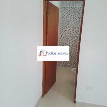 Casa em Mongaguá, bairro Vera Cruz