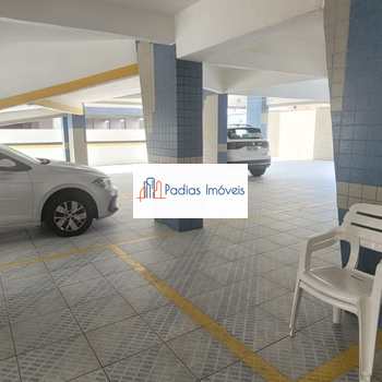 Apartamento em Mongaguá, bairro Centro