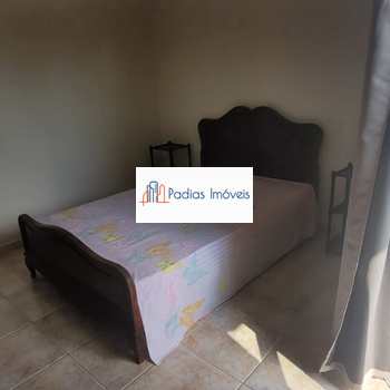 Apartamento em Mongaguá, bairro Centro