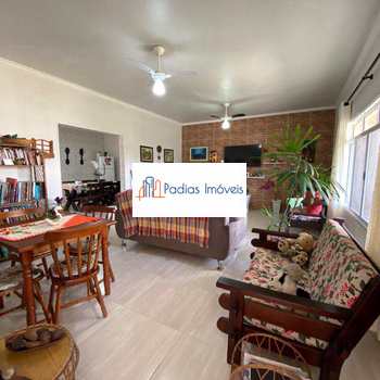 Casa em Mongaguá, bairro Vera Cruz