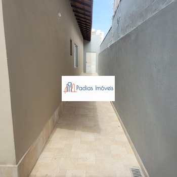 Casa em Mongaguá, bairro Vila São Paulo