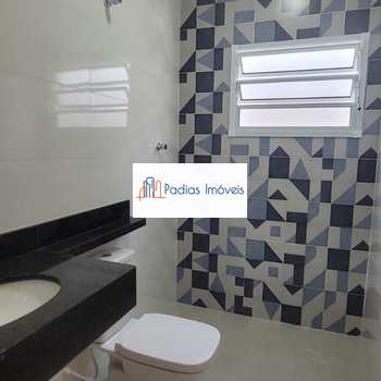 Casa em Mongaguá, bairro Vila São Paulo