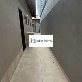 Casa em Mongaguá, bairro Vila São Paulo